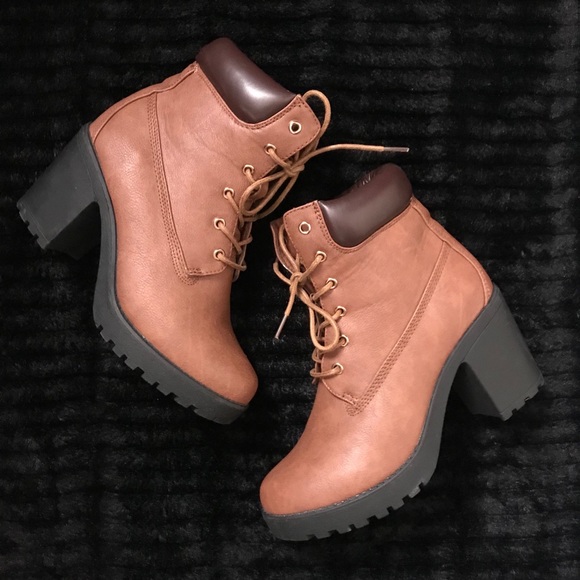 Shoes - Ankle heel boots